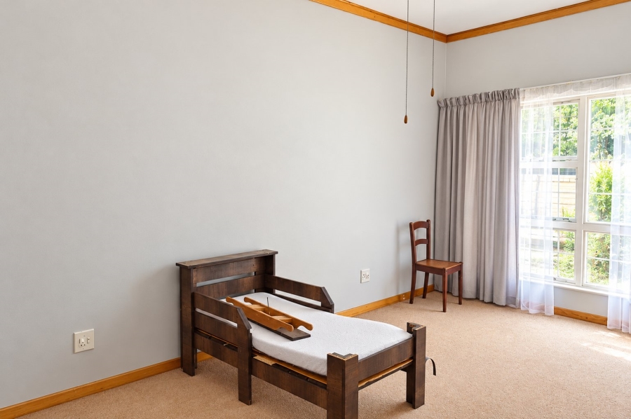 5 Bedroom Property for Sale in La Hoff North West